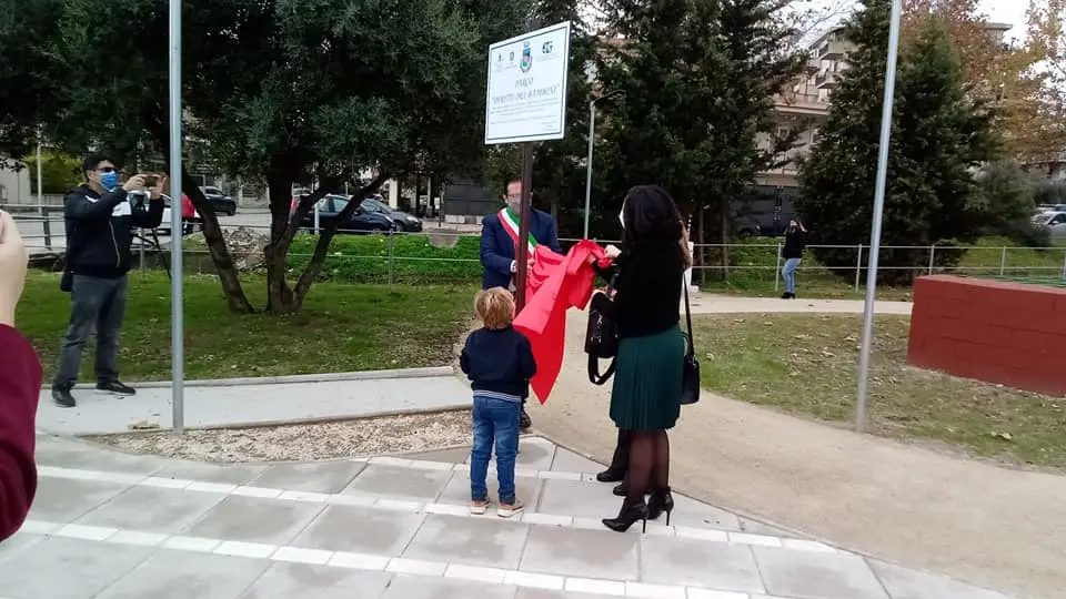 Maesano: "Stiamo realizzando il nostro programma. Inaugurato il Parco "Diritti dei bambini" (VIDEO)