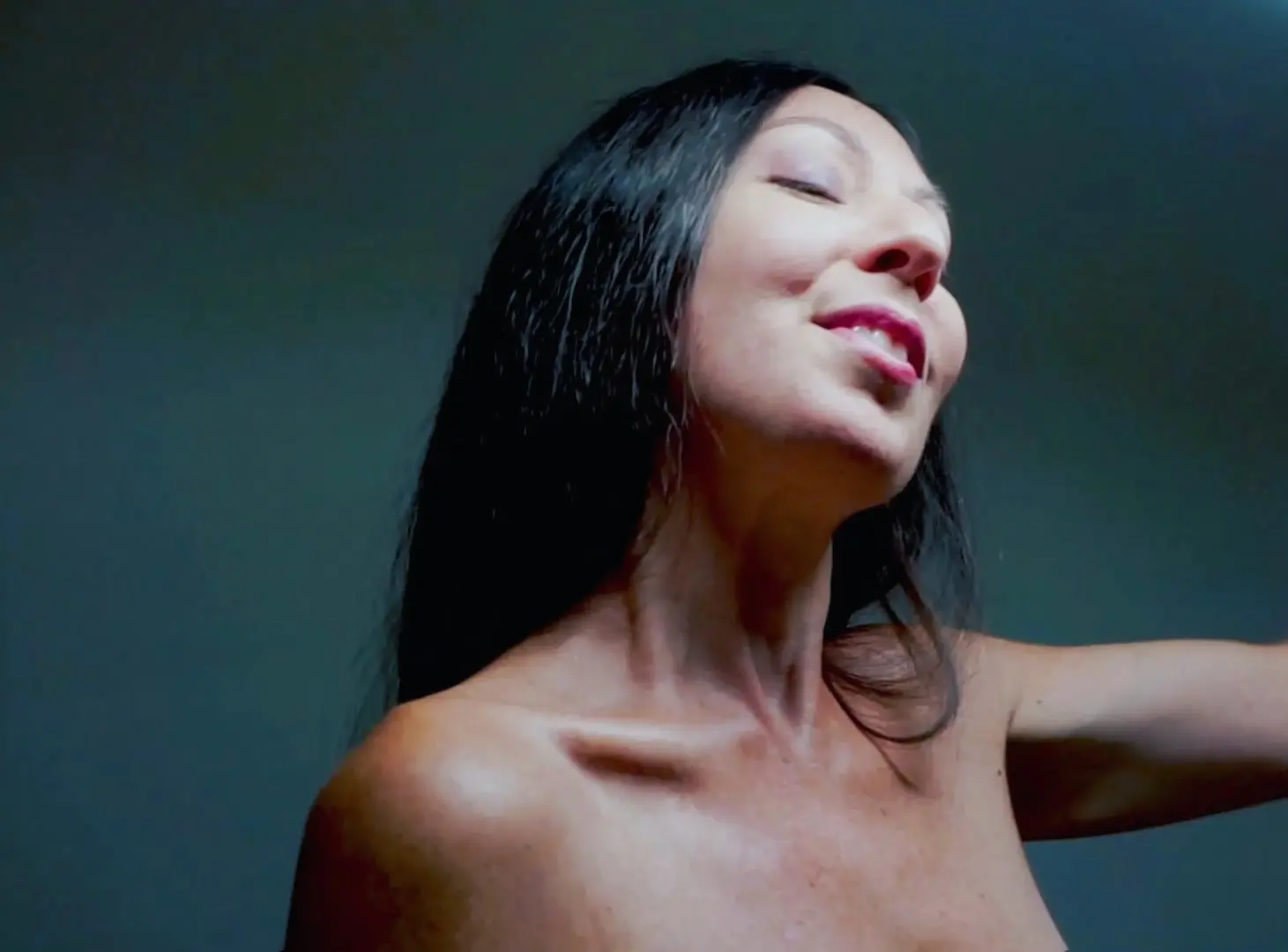 Hertzen torna con il nuovo singolo “Tonight”