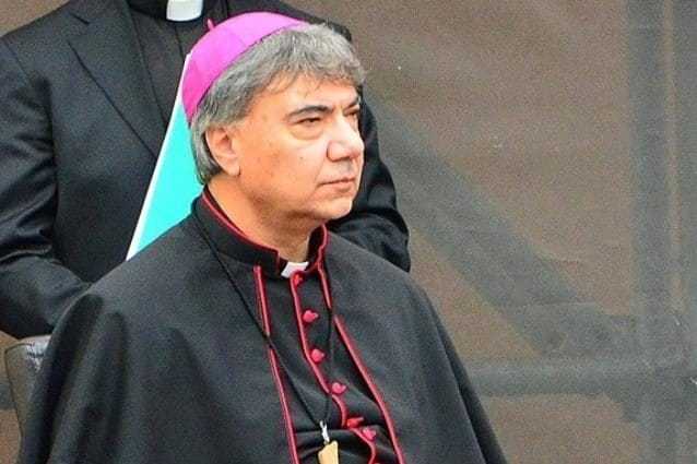 Covid: nuovo vescovo Napoli Mons.  Mimmo Battaglia, affido medici alla Madonna. "Le reazioni"