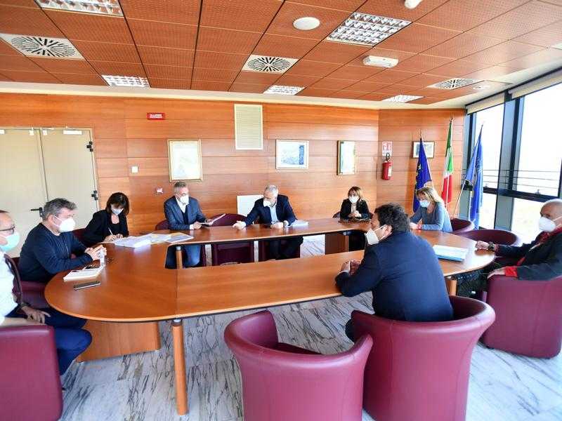 Covid: nasce fondo 'Calabria competitiva', 40 mln per Pmi. Spirlì e Orsomarso: andiamo incontro alle