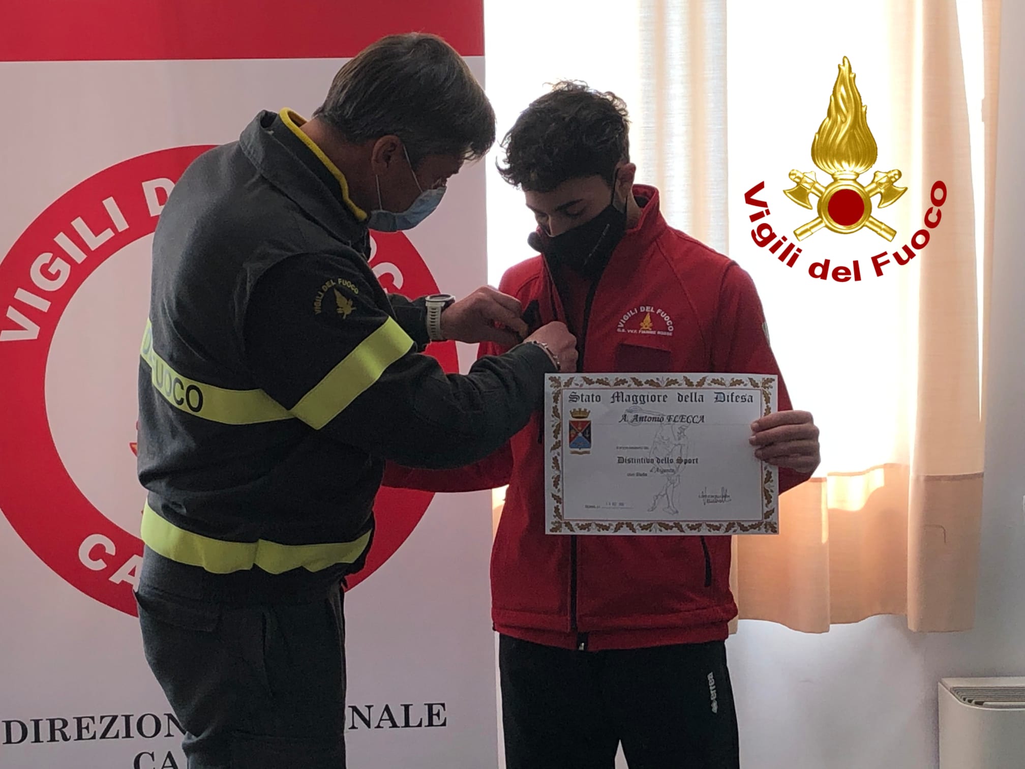 Vvf. Calabria: cerimonia di consegna dei "Distintivi dello Sport" (Foto)