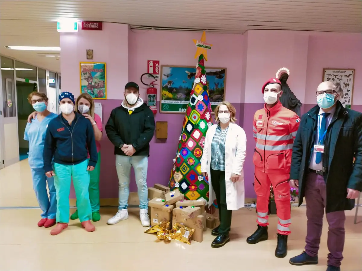 Lamezia Terme (CZ), la solidarietà non va in vacanza al Giovanni Paolo II