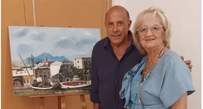 A Isola delle Femmine “Luci Radenti”, la nuova personale pittorica dell’artista palermitana Carmen Frisina: un viaggio nel territorio siciliano tra memoria e introspezione