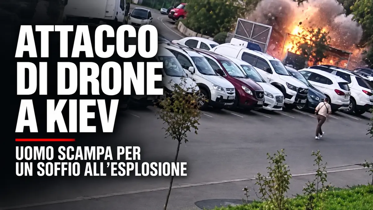 Attacco di drone a Kiev: uomo scampa per un soffio all'esplosione