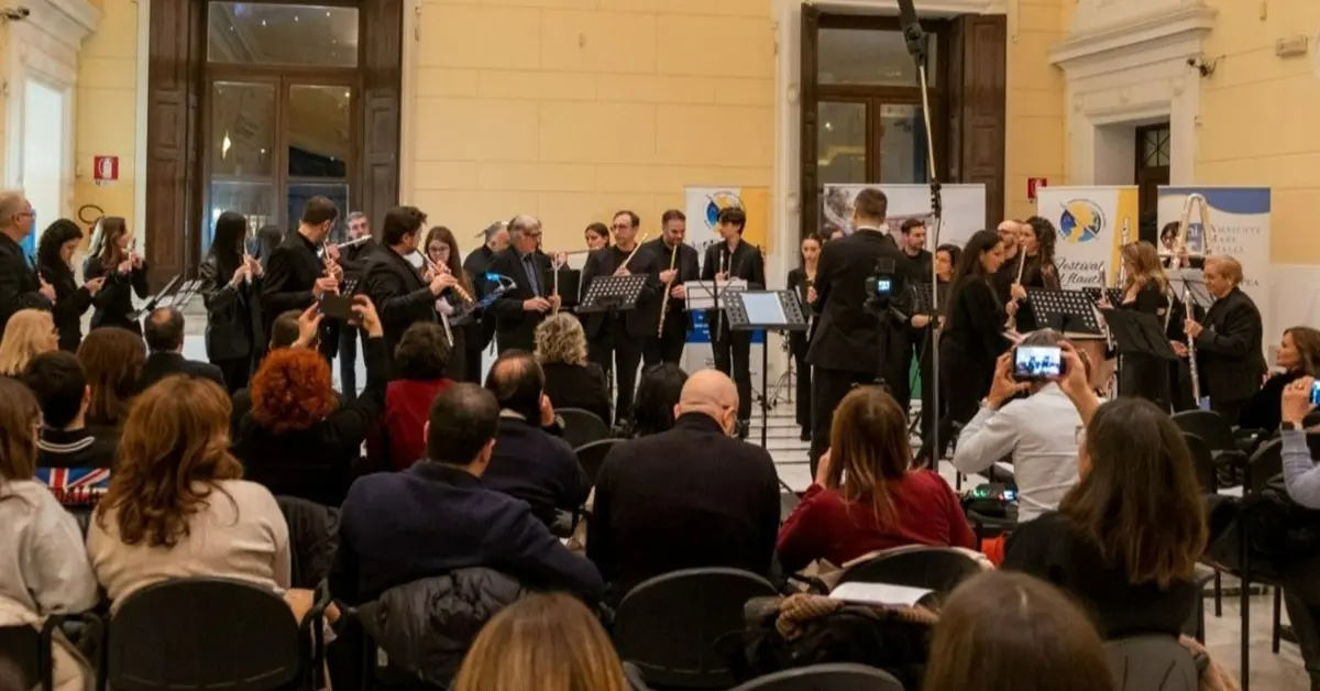 Grande successo per la IV edizione del Festival del flauto promossa dall'Associazione Flautisti Calabresi: la Calabria ha vibrato al ritmo della grande musica classica.