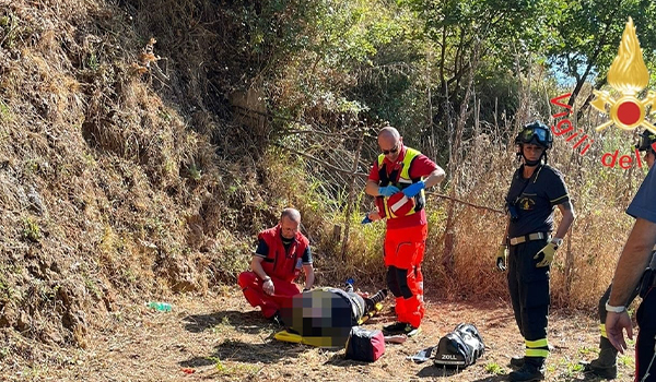 Miglierina, donna precipita da un terrazzamento: intervento dei Vvf e dell’elisoccorso