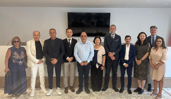 Soverato e Hong Kong, nasce un ponte culturale e turistico internazionale