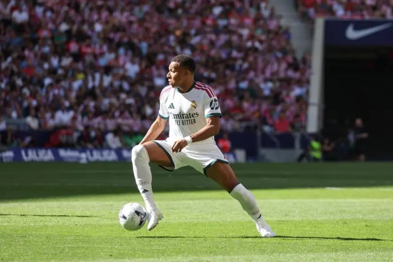 Mbappé e la frase su Mao: i marchi cinesi ritirano le sponsorizzazioni