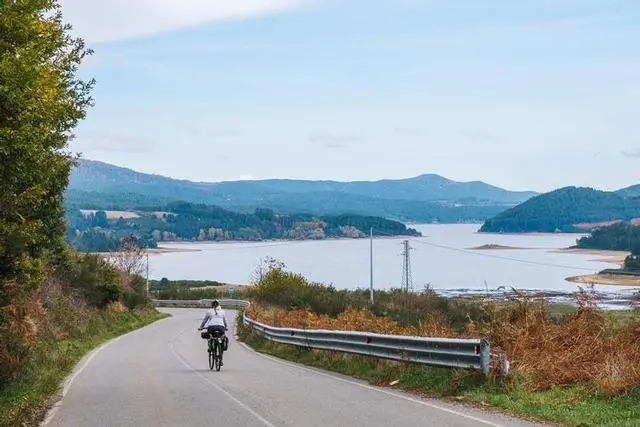 Turismo, Bikeitalia promuove la Ciclovia dei parchi della Calabria. Foto