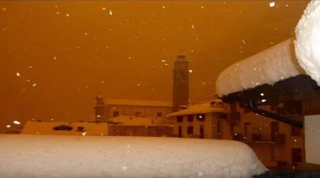 Meteo: Raro fenomeno, arriva la neve rossa. Ecco le aree coinvolte