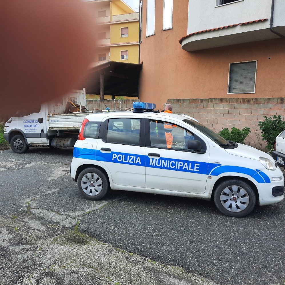 All'alba sbarco di 32 migranti sulla spiaggia di Bovalino