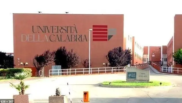 Medicina a Cosenza. Le associazioni hanno chiesto incontro al Rettore De Sarro, che non risponde!