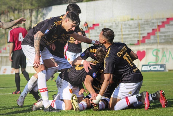 Il San Luca ritorna alla vittoria. Suo il derby contro il Roccella (VIDEO)