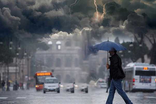 Allerta Meteo Protezione Civile, Ciclone verso il centro-sud, forti piogge. L'evoluzione