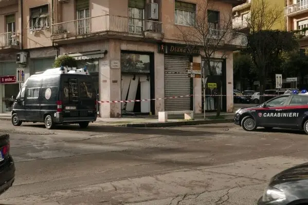 Furto in armeria a Cosenza, revocata la licenza