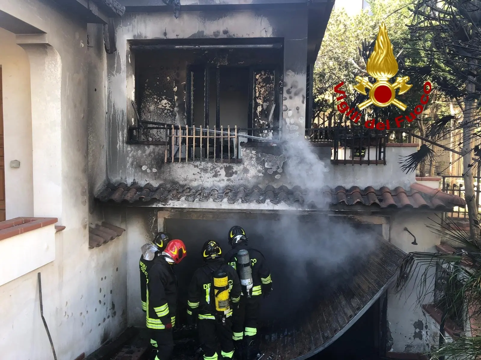 Incendio abitazione a Guardavalle Marina. Intervento dei Vvf