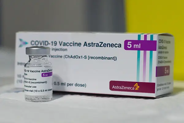 Covid. Via libera dell'Ema ad AstraZeneca