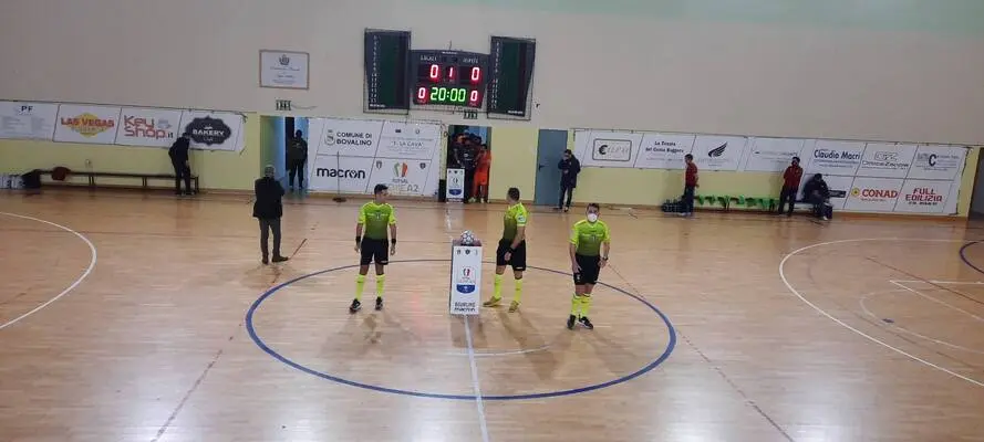 Futsal Serie A2: brutto tonfo casalingo per il BC5. Passa il Cataforio (2-3)