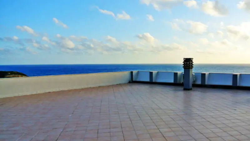 Chi è responsabile per le infiltrazioni provenienti dal terrazzo di copertura del Condominio?