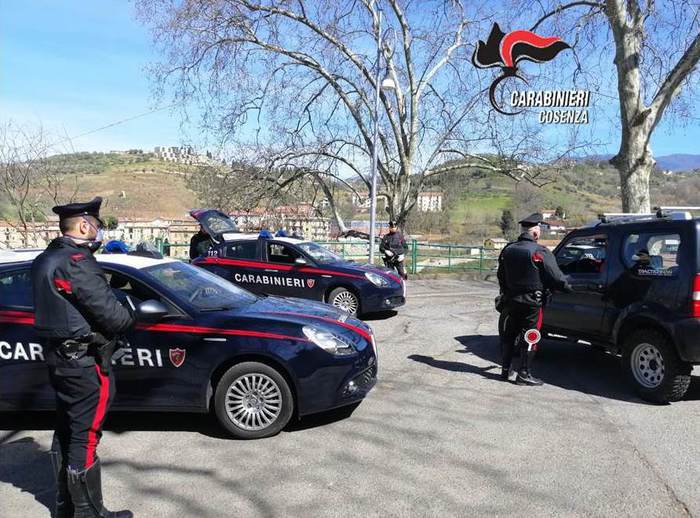 Calabria. Uccide fratello travolgendolo con l'auto, è passato più volte sopra al corpo dell'uomo