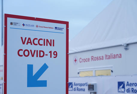 Covid: prima richiesta a Sport e Salute per hub vaccinale