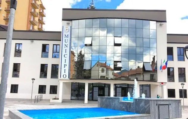 Intimidazione a dirigente comune, denuncia sindaca a Procura