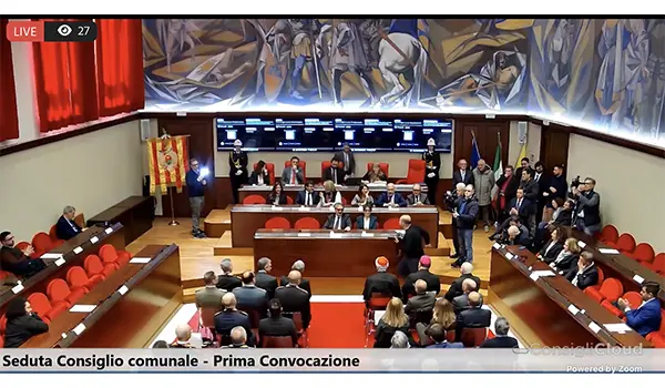 LIVE – Cittadinanza Onoraria al Cardinale Domenico Battaglia: il conferimento ufficiale in diretta