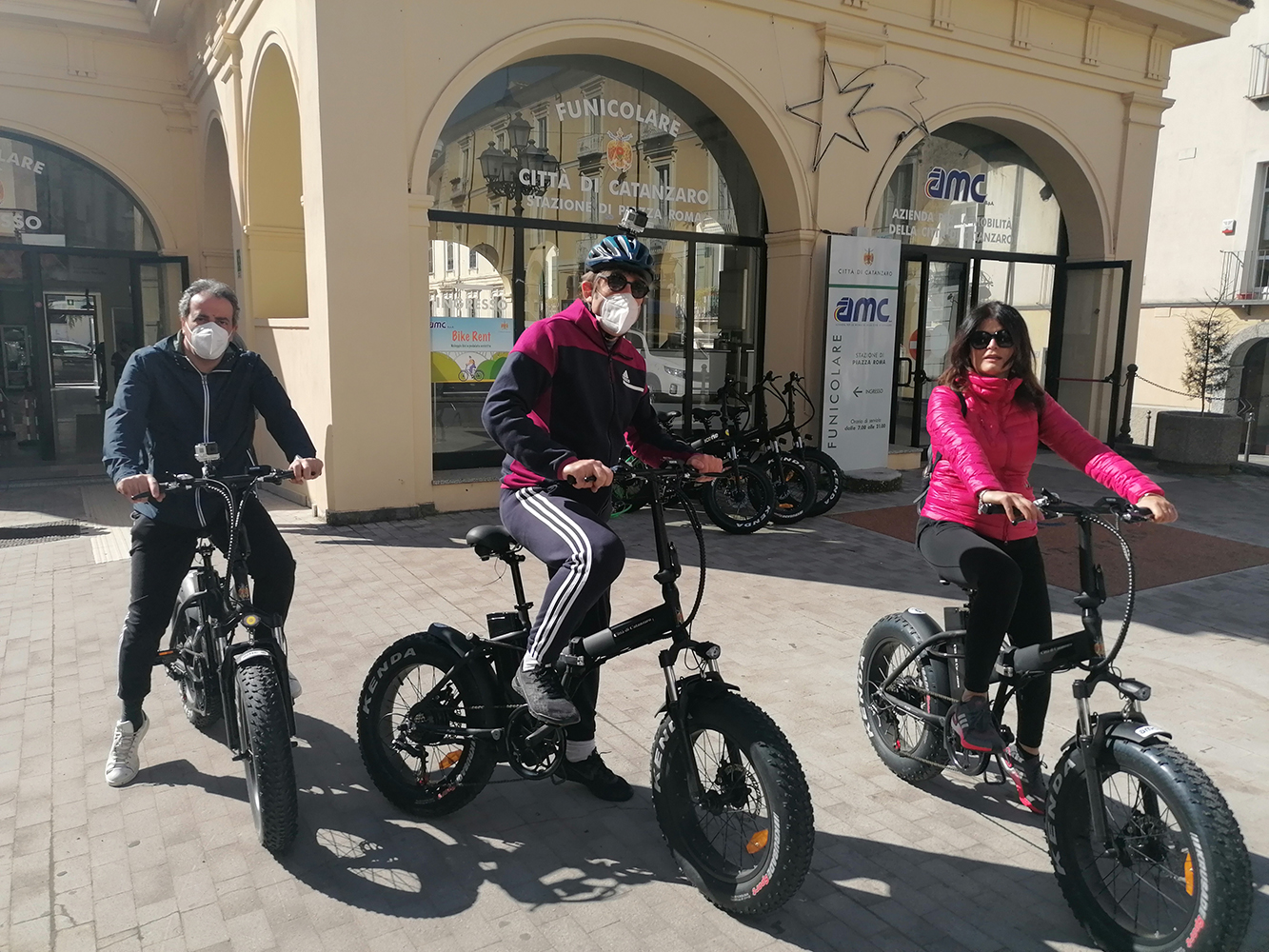 AMC Catanzaro, Passeggiando in bicicletta in città.  Ecco Tutti pazzi per il bike rent. I dettagli