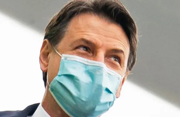 Calcio Superlega. Giuseppe Conte: non è solo questione di calcio.