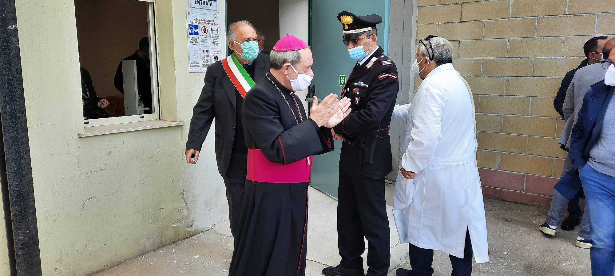 Inaugurato a Bianco il nuovo Centro Vaccinale. Da oggi è operativo