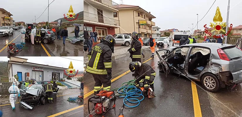 Incidenti Stradali. Auto impatta violentemente su cabina Enel bilancio 1 ferito intervento di Vvf