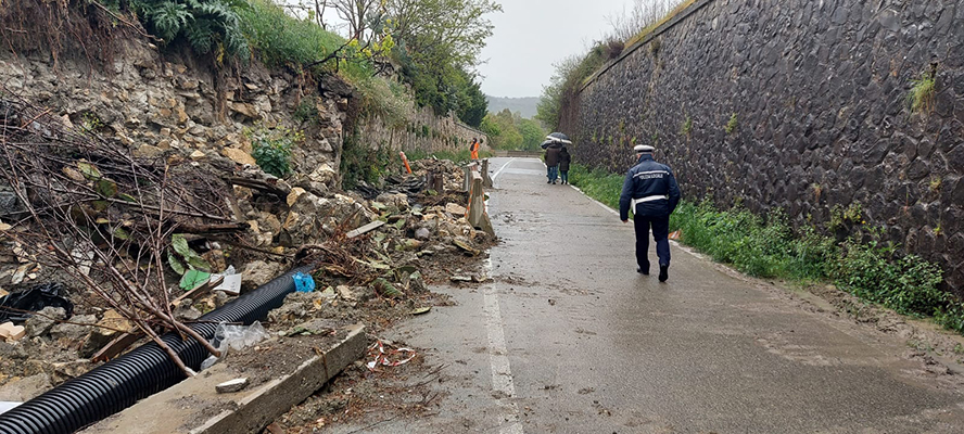 Sindaco Scerbo. SP168/1 chiusa a Marcellinara, sopralluogo tra Comune e Provincia. Video