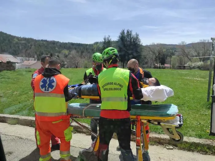 Calabria. Cade da cavallo e si ferisce, recuperato dal Soccorso alpino