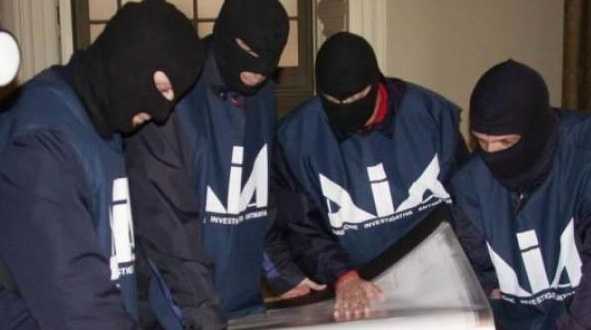 'Ndrangheta: Dda, documentati 30 anni di operatività cosca