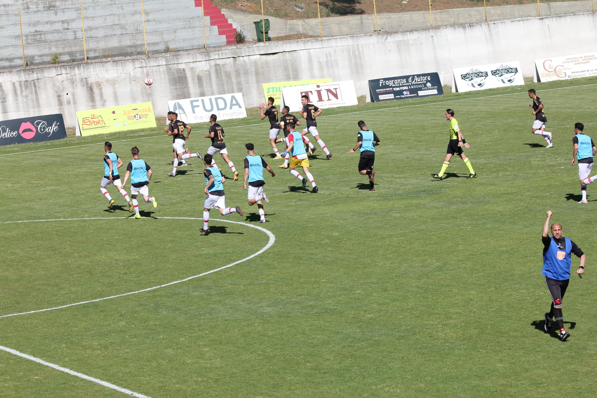 Il San Luca ferma la capolista Acr Messina (1-1), e continua la corsa verso i play off