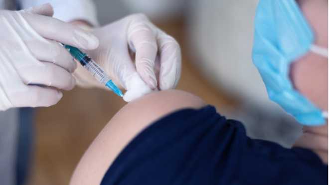 P. Civile. Distribuzione ottimale dei vaccini, Alcune farmacie non seguono le indicazioni