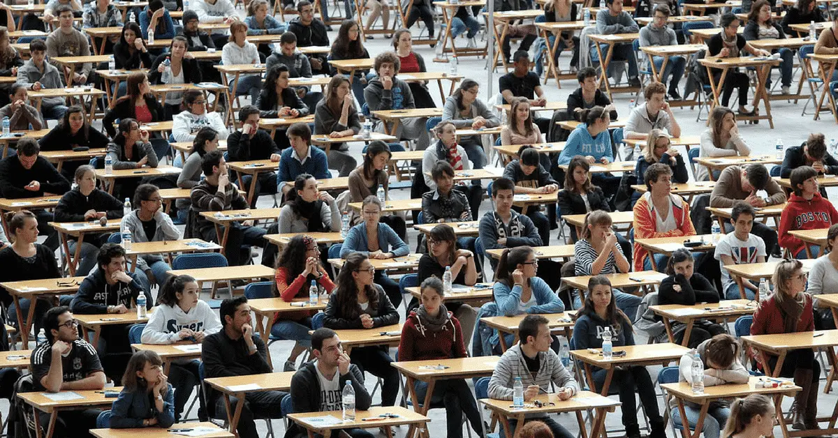 Scuola: in Gazzetta Ufficiale il bando del concorso 'Stem'.