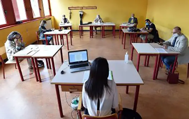 Al via gli esami di maturità. “Bianchi ai ragazzi, non verrete bollati per il Covid"