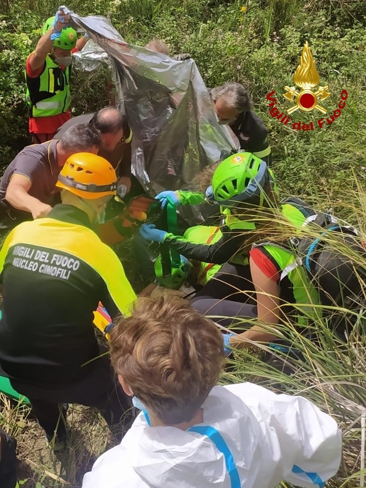 Catanzaro. Ritrovata dai Vvf la persona scomparsa è VIVO!! (Foto e Video)