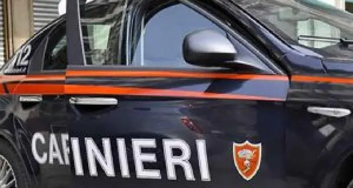 Aggredirono fidanzato della ex di uno di loro, 7 indagati.