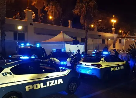 Perseguita ed aggredisce ex compagna, arrestato in flagranza.