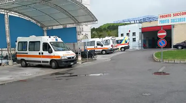 Crotone. Dimesso dopo 15 ore da pronto soccorso muore il giorno dopo