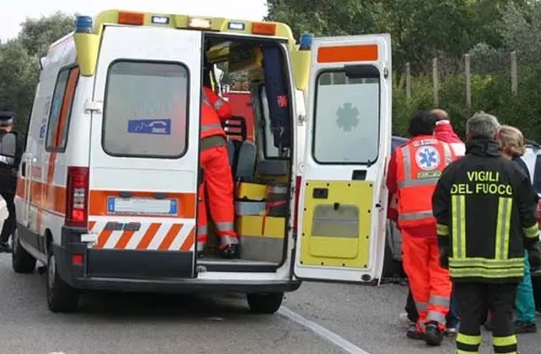 Calabria. Tragedia, nonnino 70enne trovato morto in scarpata, ipotesi caduta