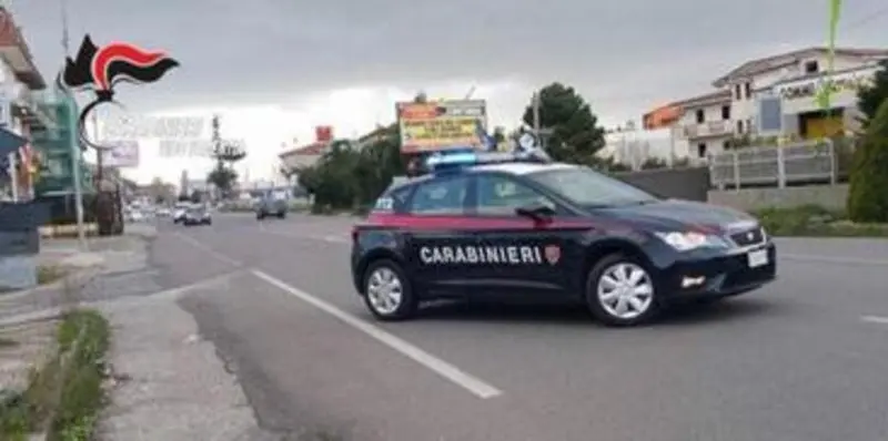 Calabria. Uomini armati compiono rapina a distributore carburanti
