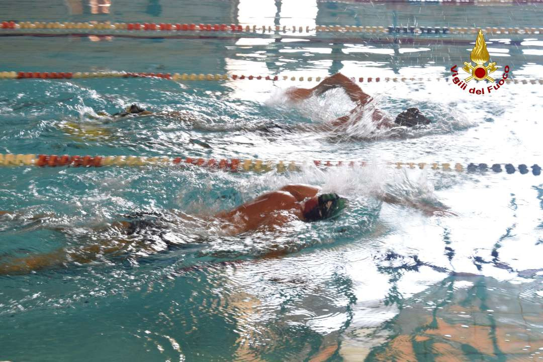 Vvf. Terminato il corso con conseguimento del brevetto “Salvamento a Nuoto” Foto
