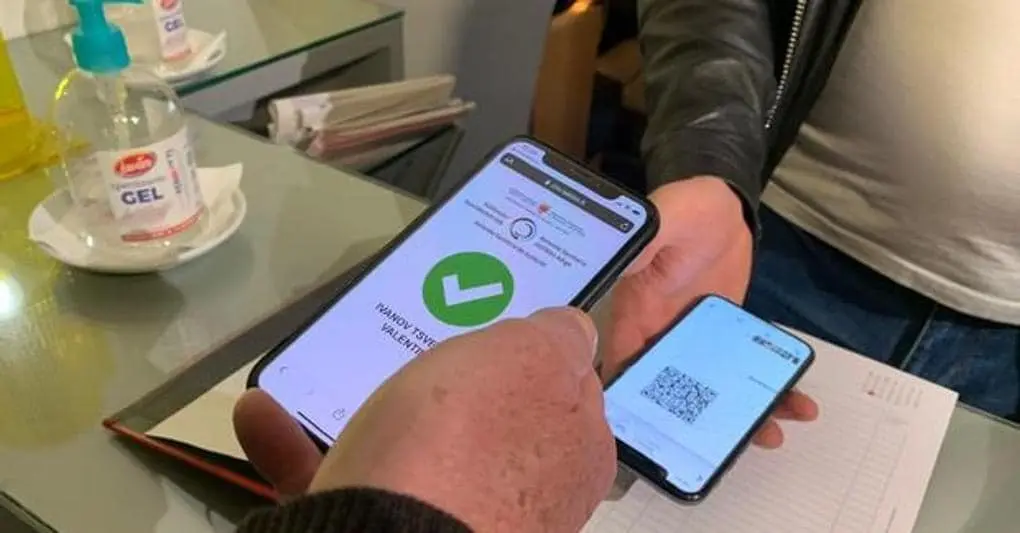 Green pass: Fonti, valutazione uso allargato prossimi giorni