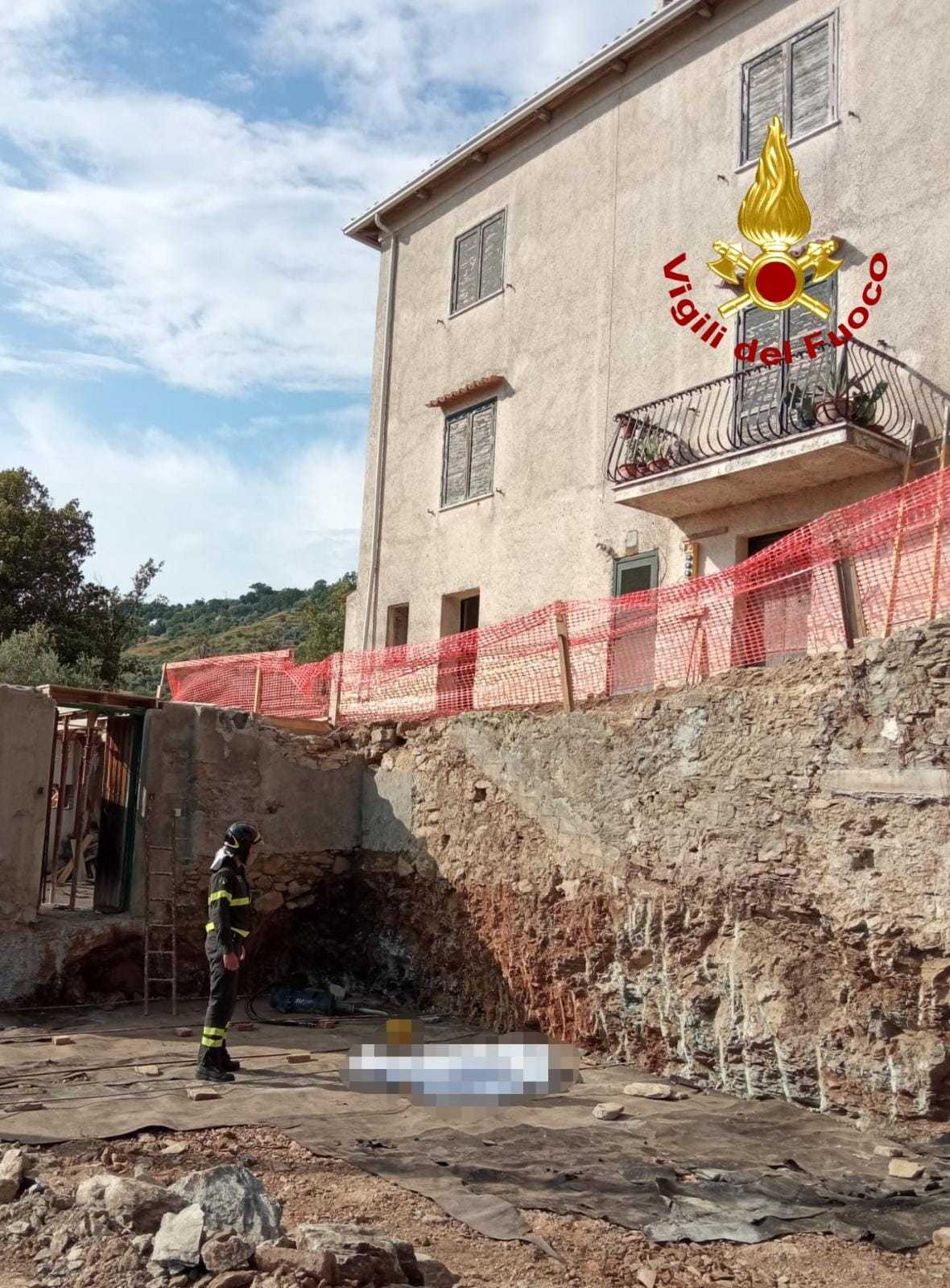 Calabria. Operaio deceduto, cade da edificio in costruzione, sul posto i Vvf