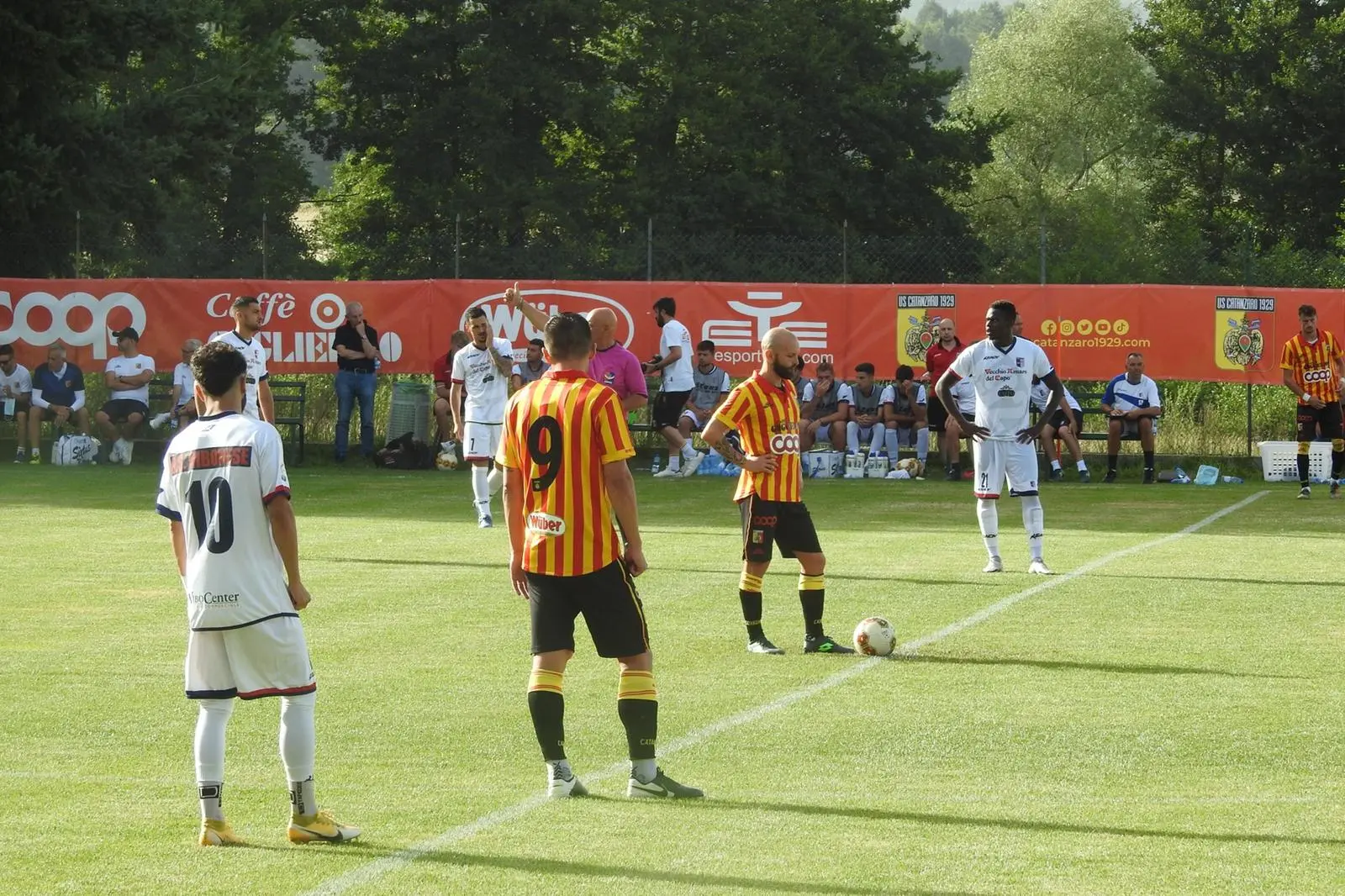 Calcio. Derby tra Catanzaro-Vibonese: 1-1. Commento Post-partita del tecnico - Video