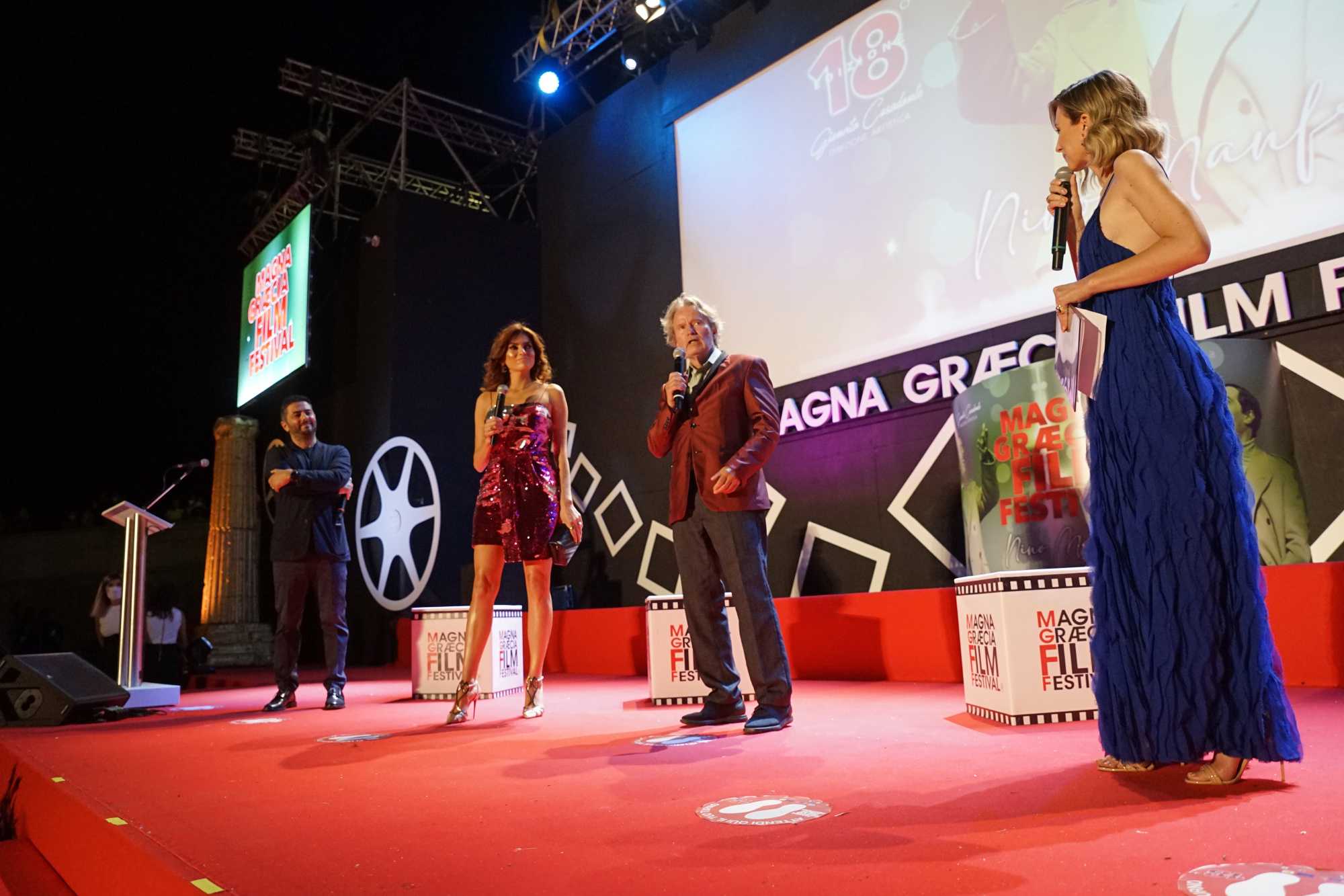 Magna Graecia Film Festival: Lillo racconta la fiaba all'italiana di "tutti per Uma" Foto e Video