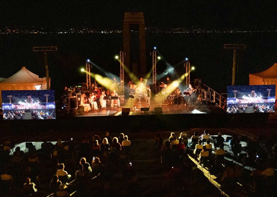 Il successo del live di Barreca apre lo storico festival "Fatti Di Musica" nell' arena dello stretto